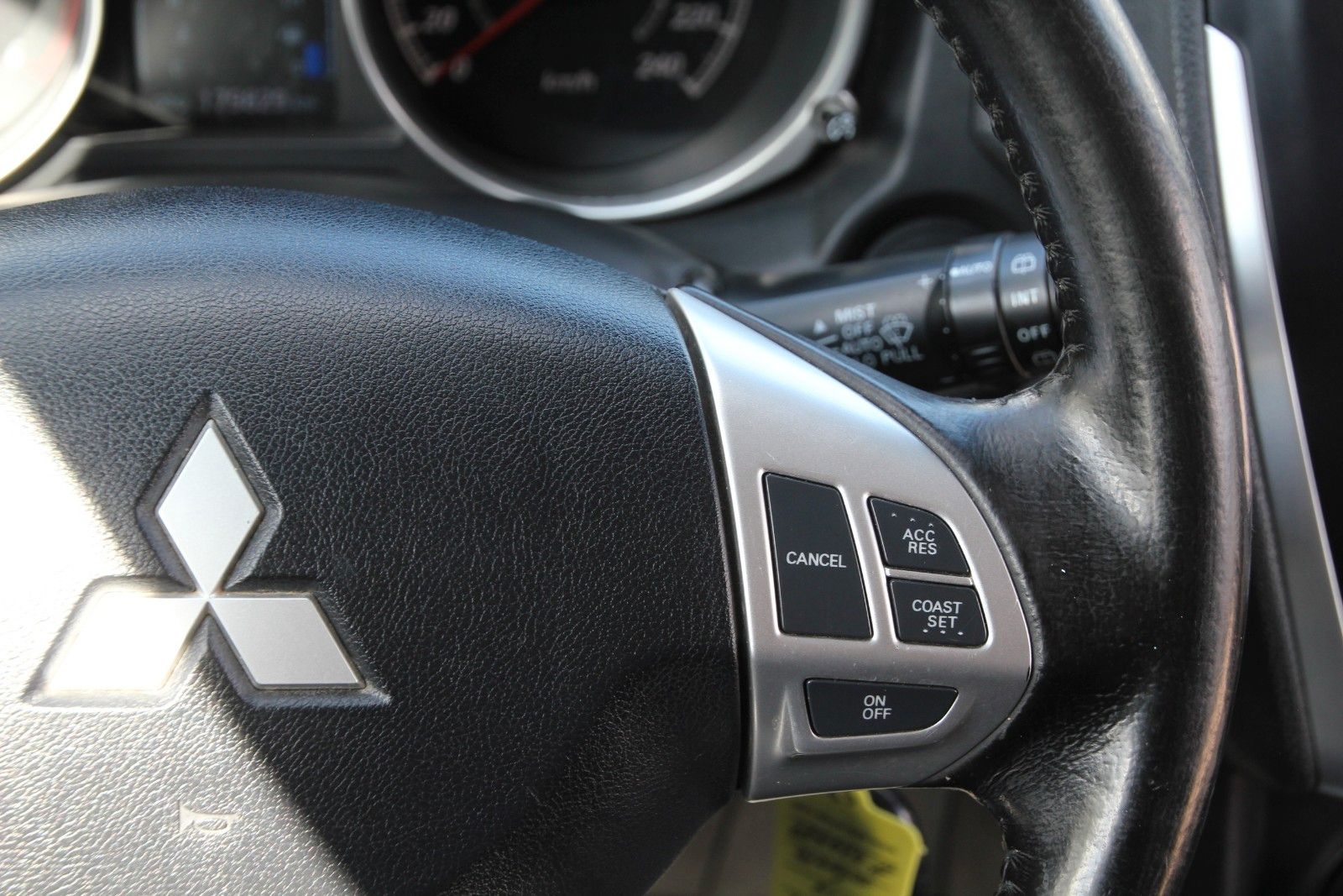 Fahrzeugabbildung Mitsubishi ASX Intro Edition 2WD