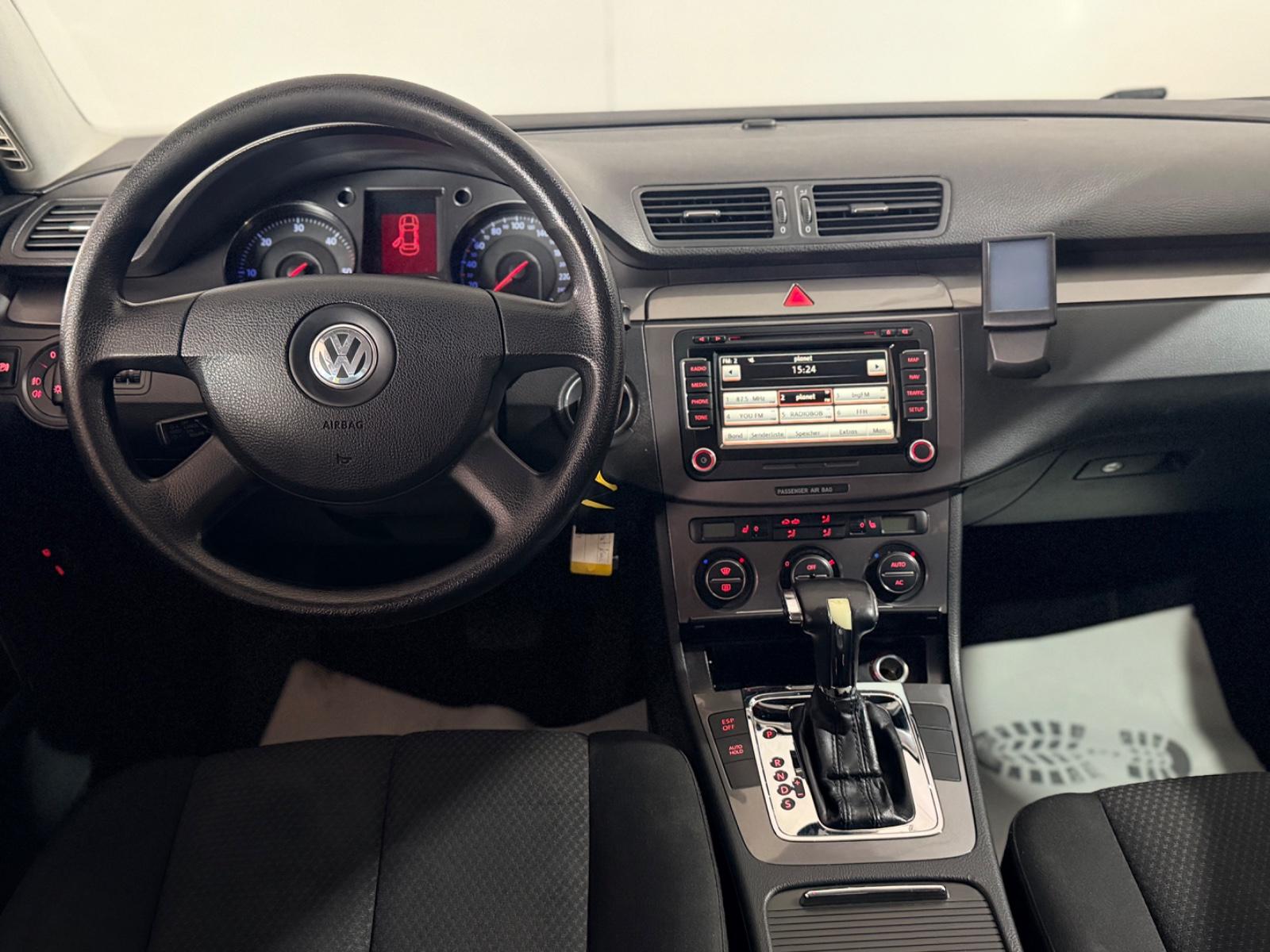 Volkswagen Passat 2008 — photo 11