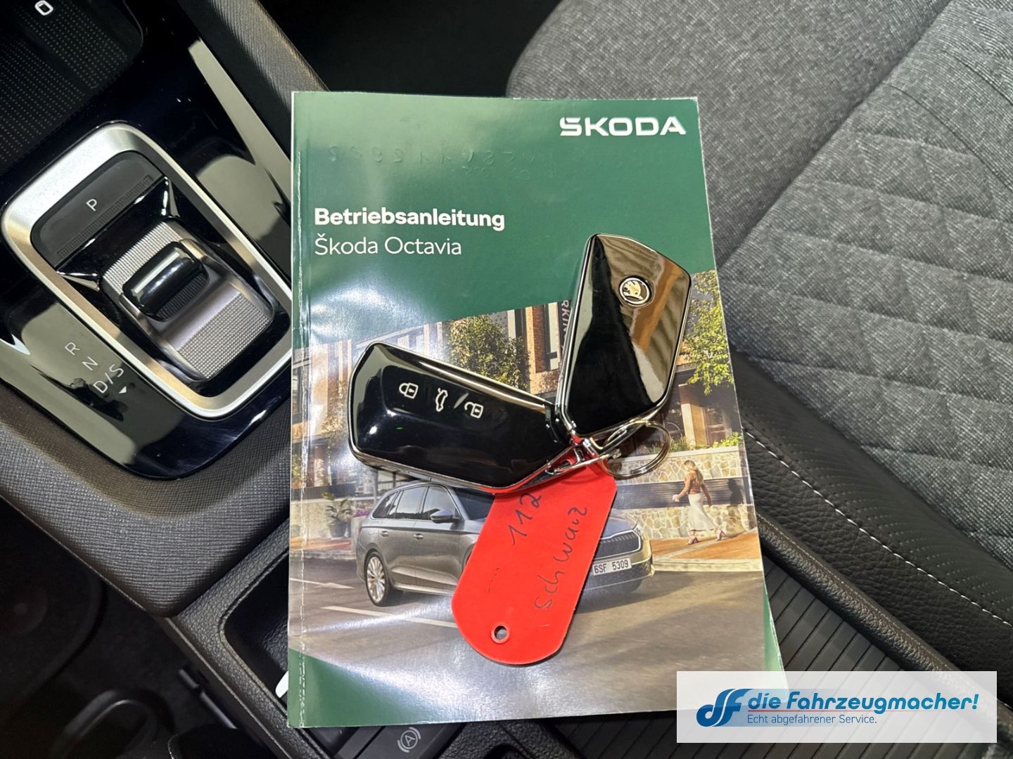 Fahrzeugabbildung SKODA Octavia Combi 2.0 TDI 110 kW Sportline Sportpake