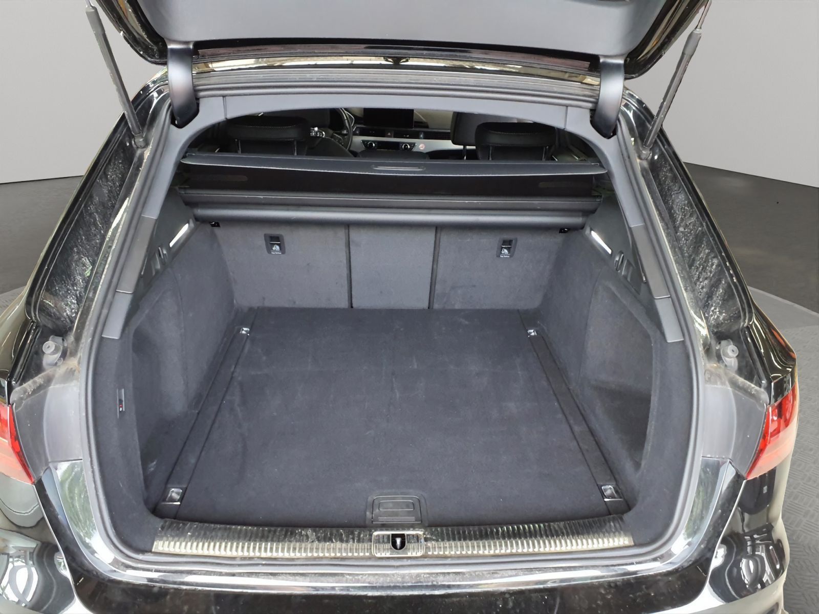 Audi A4 - Bild 10