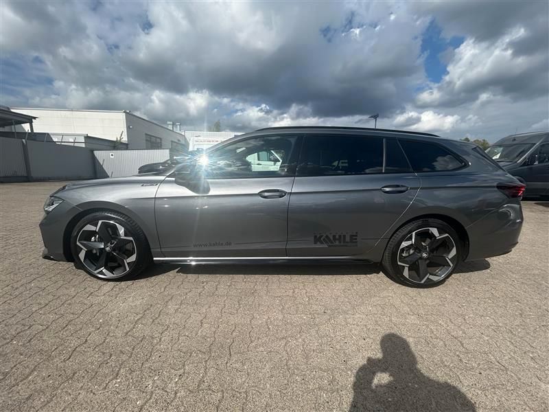 Skoda Superb Combi 2.0 TDI DSG 4x4 Sportline Navi AHK imagem 2