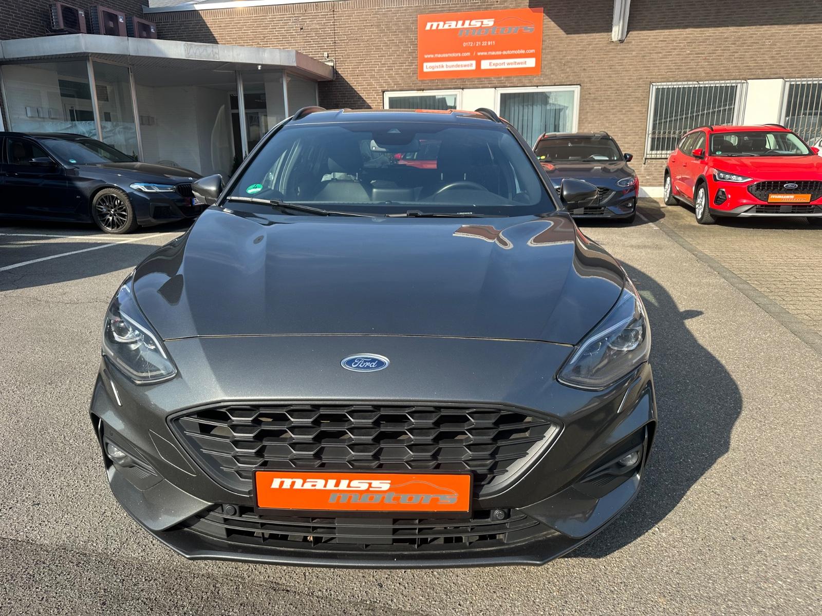 Ford Focus Turnier ST-Line  LED PDC - 126