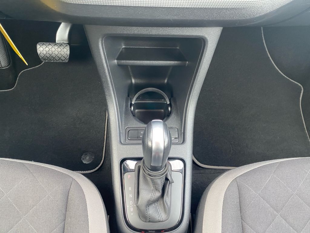 Fahrzeugabbildung Volkswagen e-up Style Plus Climatronic,SH, FS beheizb.