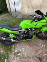 Kawasaki ZR-7s - KAWASAKI ZR 7S