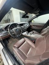 BMW 530d xDrive Touring A Luxury Line 