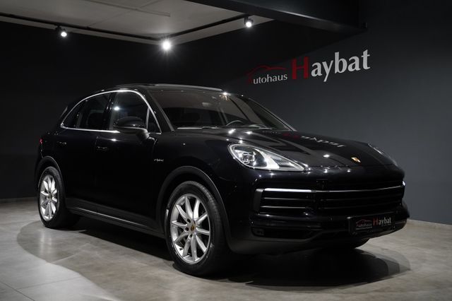 Porsche Cayenne E-Hybrid Chrono Pano Luft HAL HuD Bose