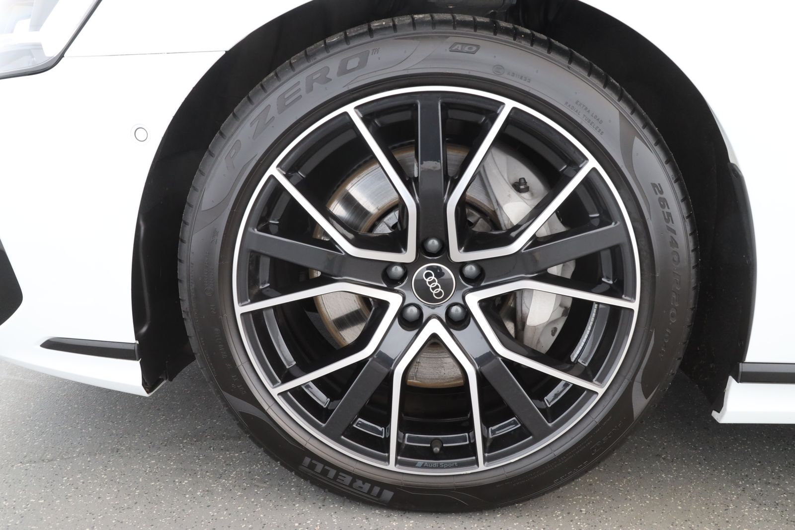 Audi A8 - Bild 8