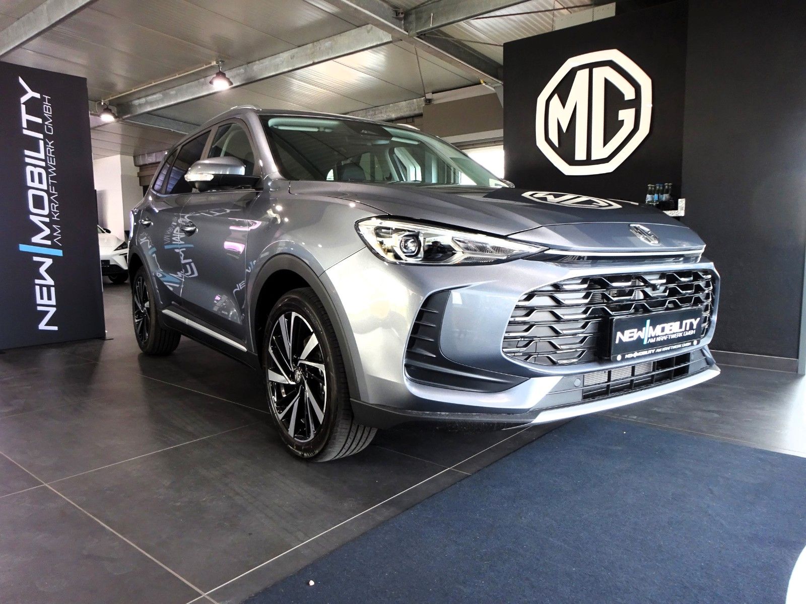 MG ZS 1.5 Hybrid+ Luxury MY25