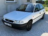 Opel Astra 1.4 - Opel Astra Oldtimer: Kombi