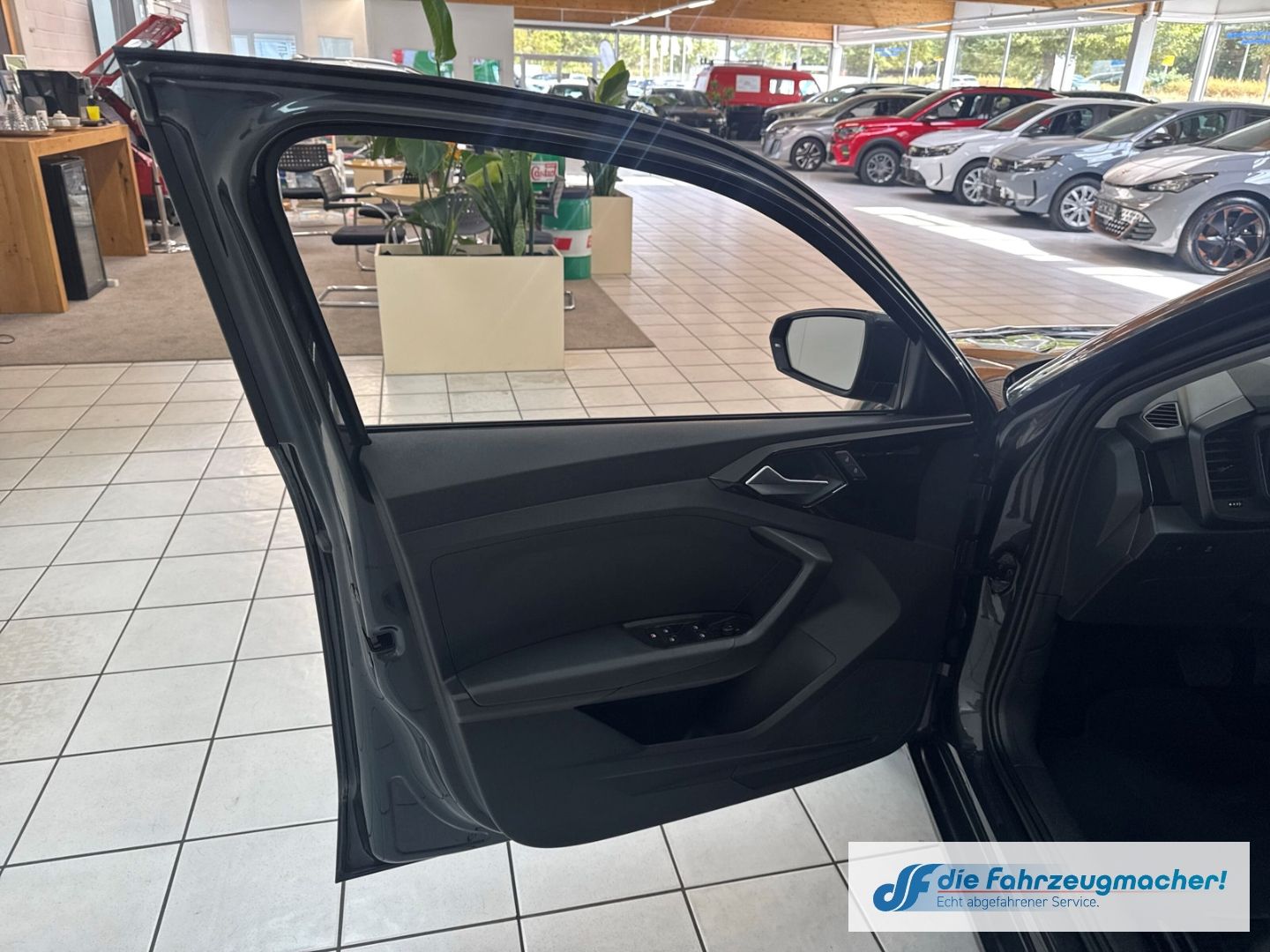 Fahrzeugabbildung Audi A1 Sportback 30 TFSI Digitales Cockpit 2-Zonen-K