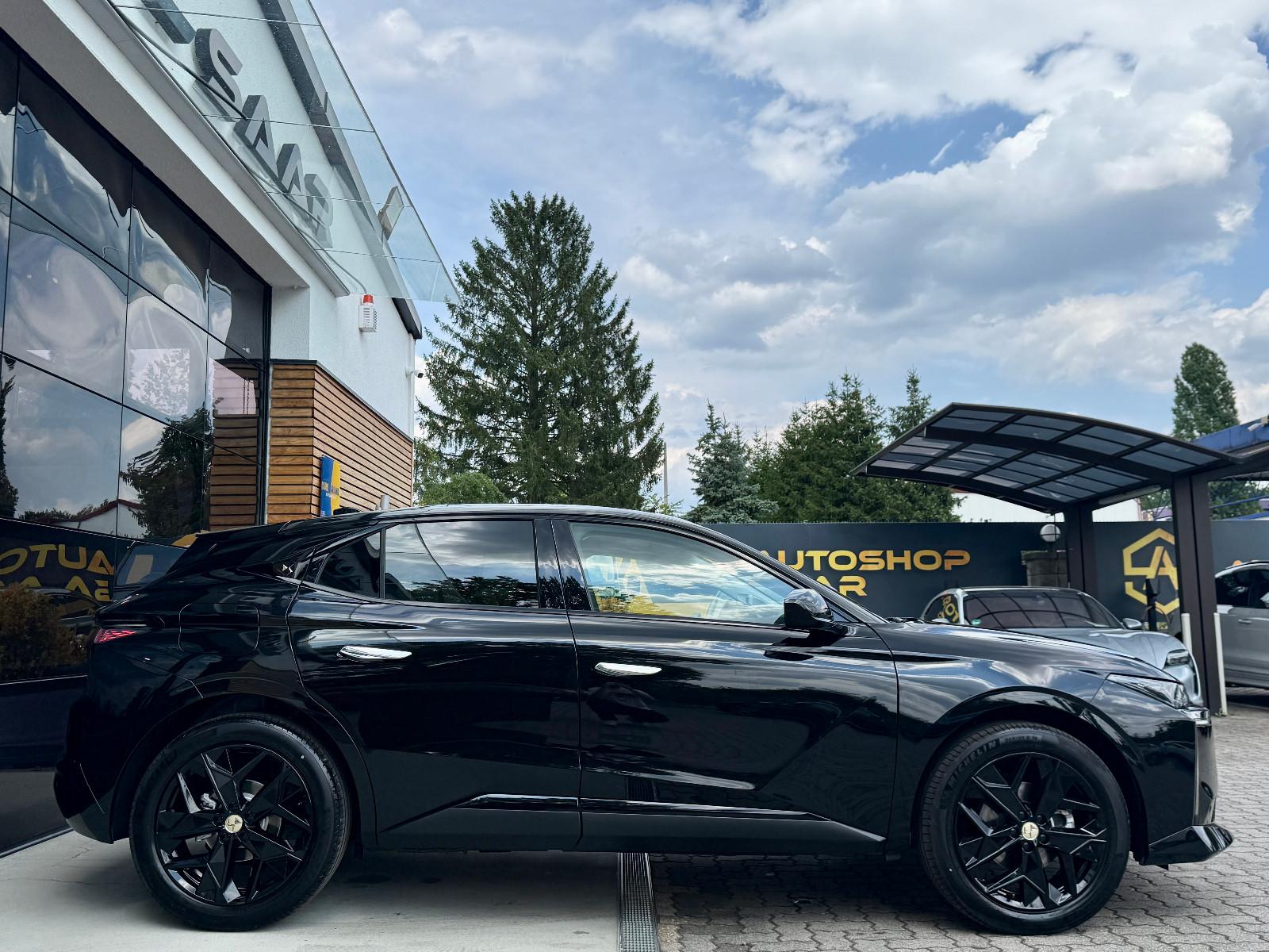 DS Automobiles Nº4 BlueHDi 130 DS Performance Line