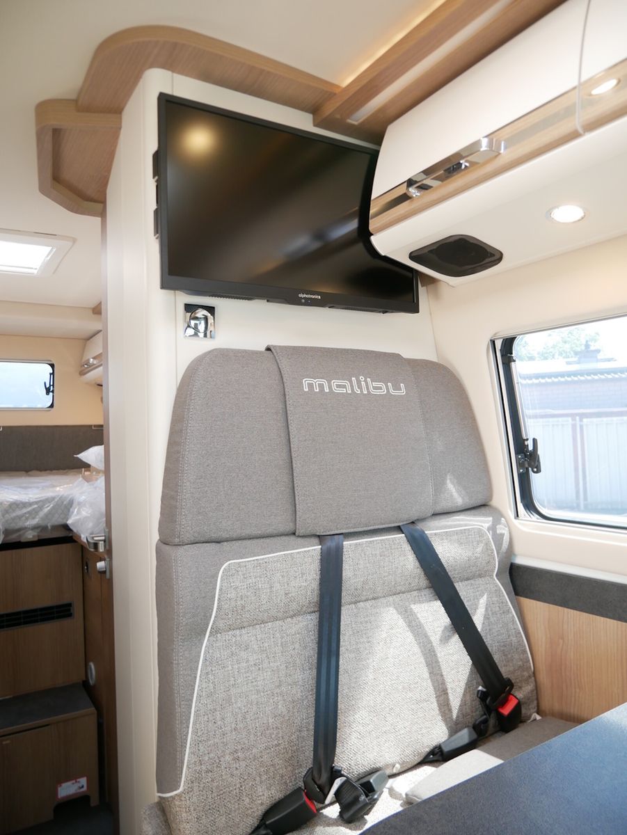 Fahrzeugabbildung Malibu Genius 641 LE Dachklimaanlage geschenkt