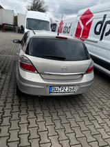Opel Astra 1.6 Ecotec 85kW - - Opel Astra mit Benzin-Antrieb: Limousine, 1.8