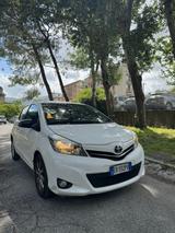 Toyota Yaris 1.0 5 porte Lounge - Toyota Yaris: Lounge