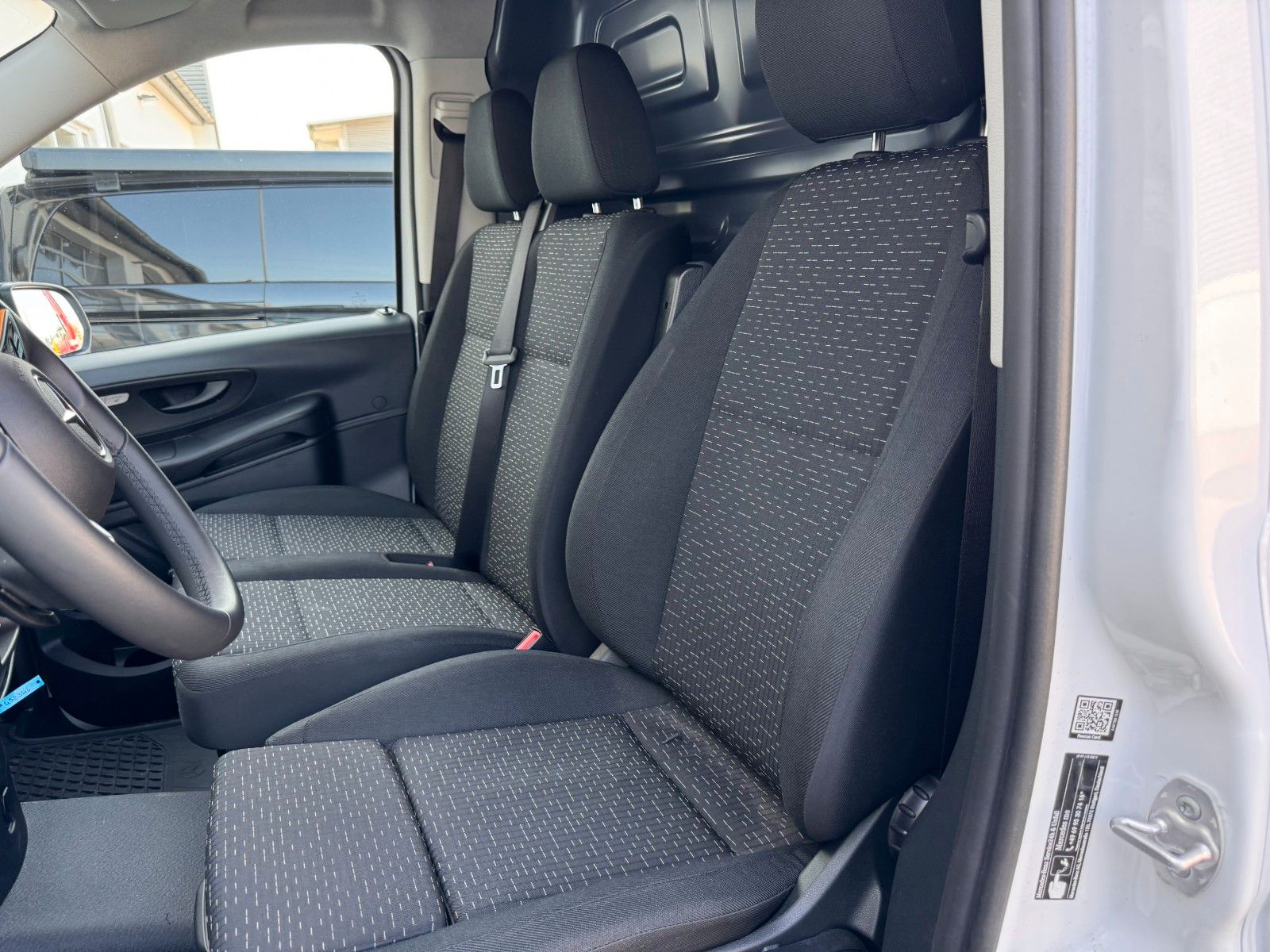 Fahrzeugabbildung Mercedes-Benz Vito 116 CDI 9G Klima AHK Heckklappe