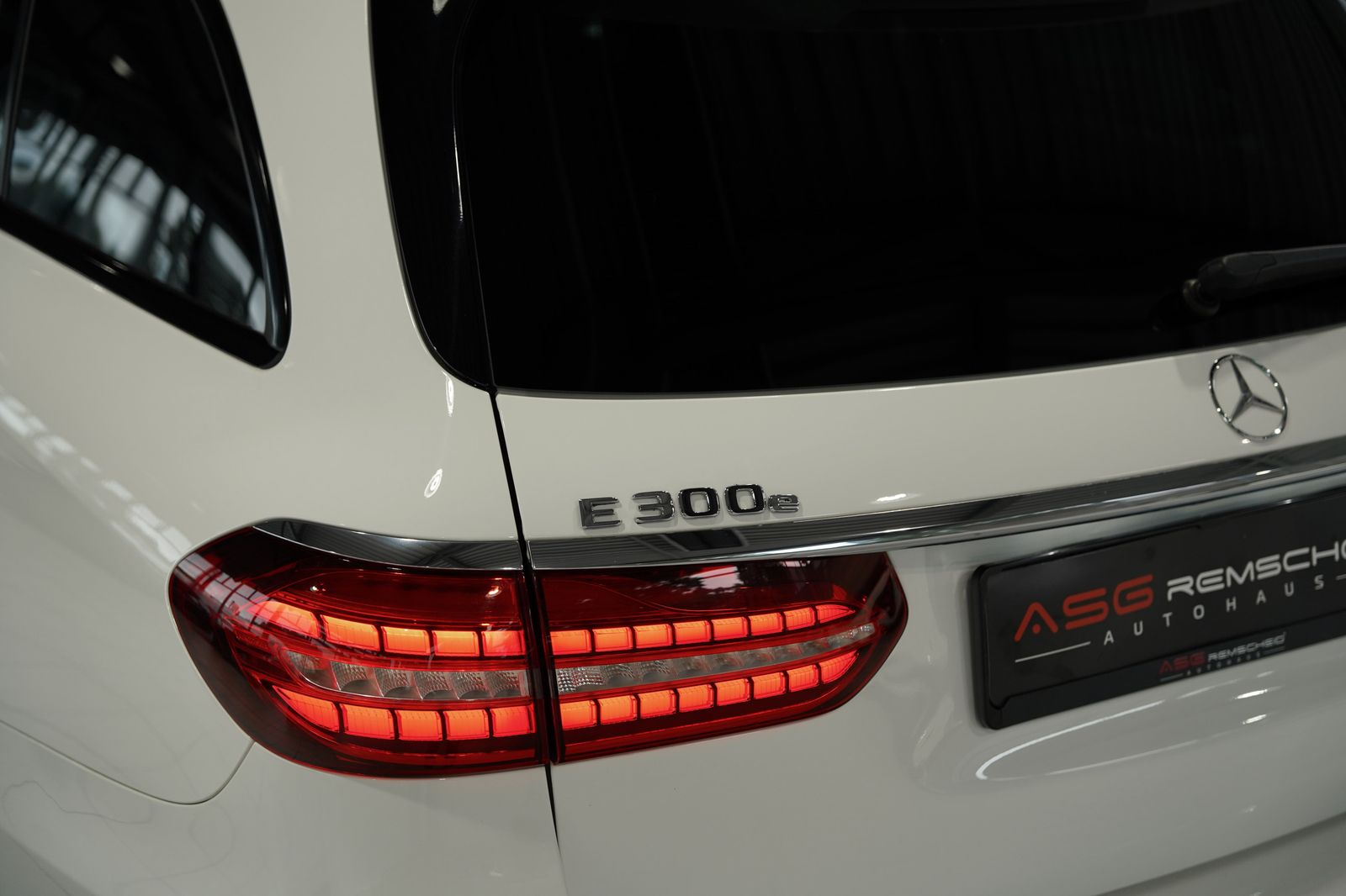 Mercedes Benz E 300