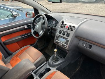 MYAUTOCENTER – Gebraucht- und Jahreswagen mit Werkstattservice in Pfaffenhofen Volkswagen Touran CrossTouran *TÜV 032027*KLIMA*