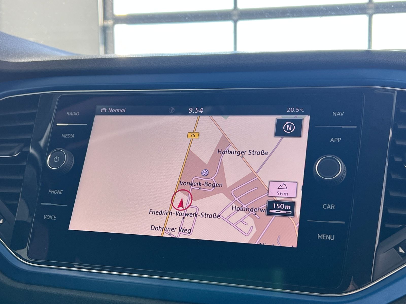 Fahrzeugabbildung Volkswagen T-Roc Comfortline 2.0 TDI DSG 4Motion *AHK, Stan