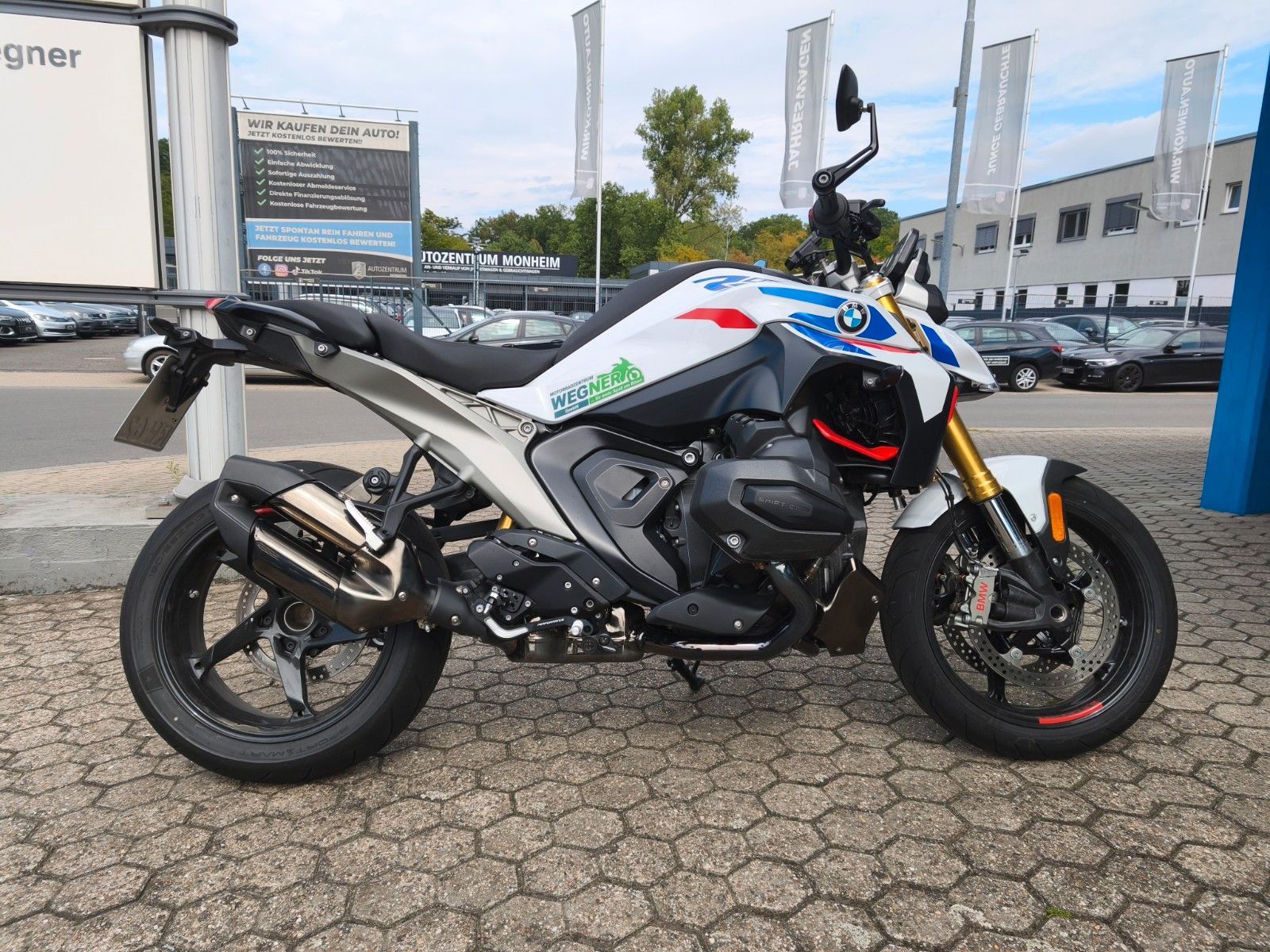 Fahrzeugabbildung BMW R 1300 R ASA PERFORMANCE