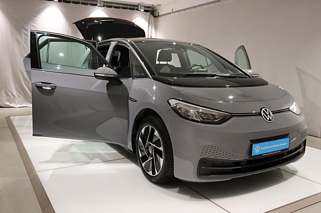 ID.3 Pro ACC NAVI LED Ganzjahresreifen TEMPOMAT 