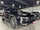 Porsche Cayenne Diesel SP. CHRONO/ACC/PANO/MATRIX/STHZ - Porsche in Lünen