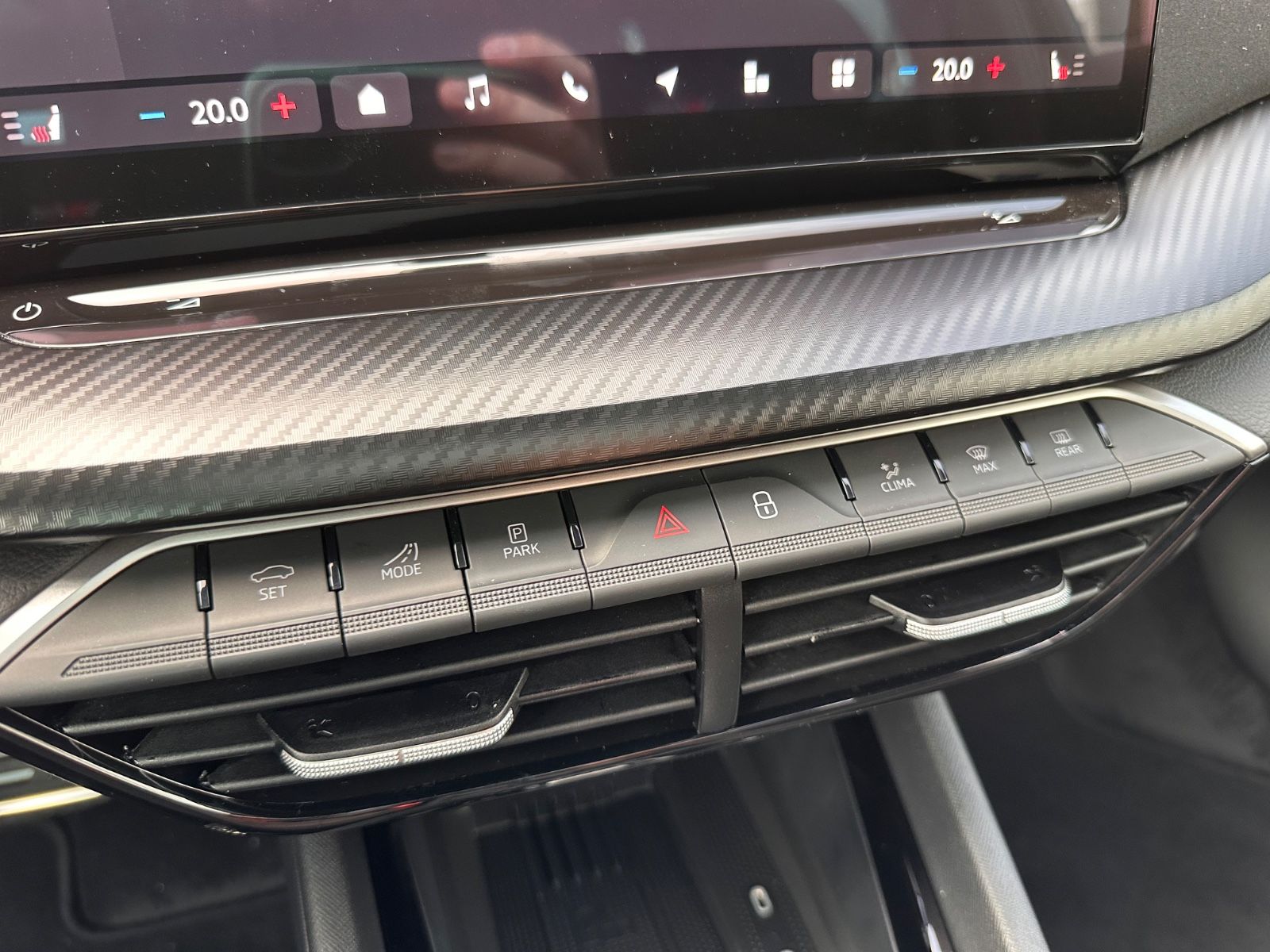 Fahrzeugabbildung SKODA Octavia RS Combi 2.0 TSI Pano/360°/Matrix/ACC