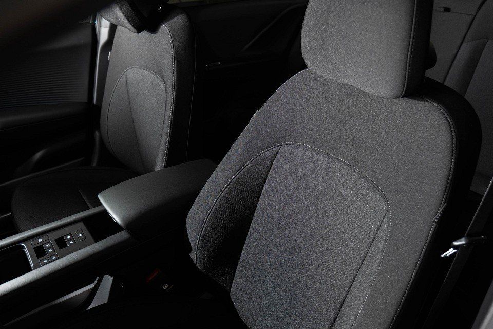 Fahrzeugabbildung Hyundai IONIQ 6 77,4kWh TECHNIQ BOSE Parkpaket
