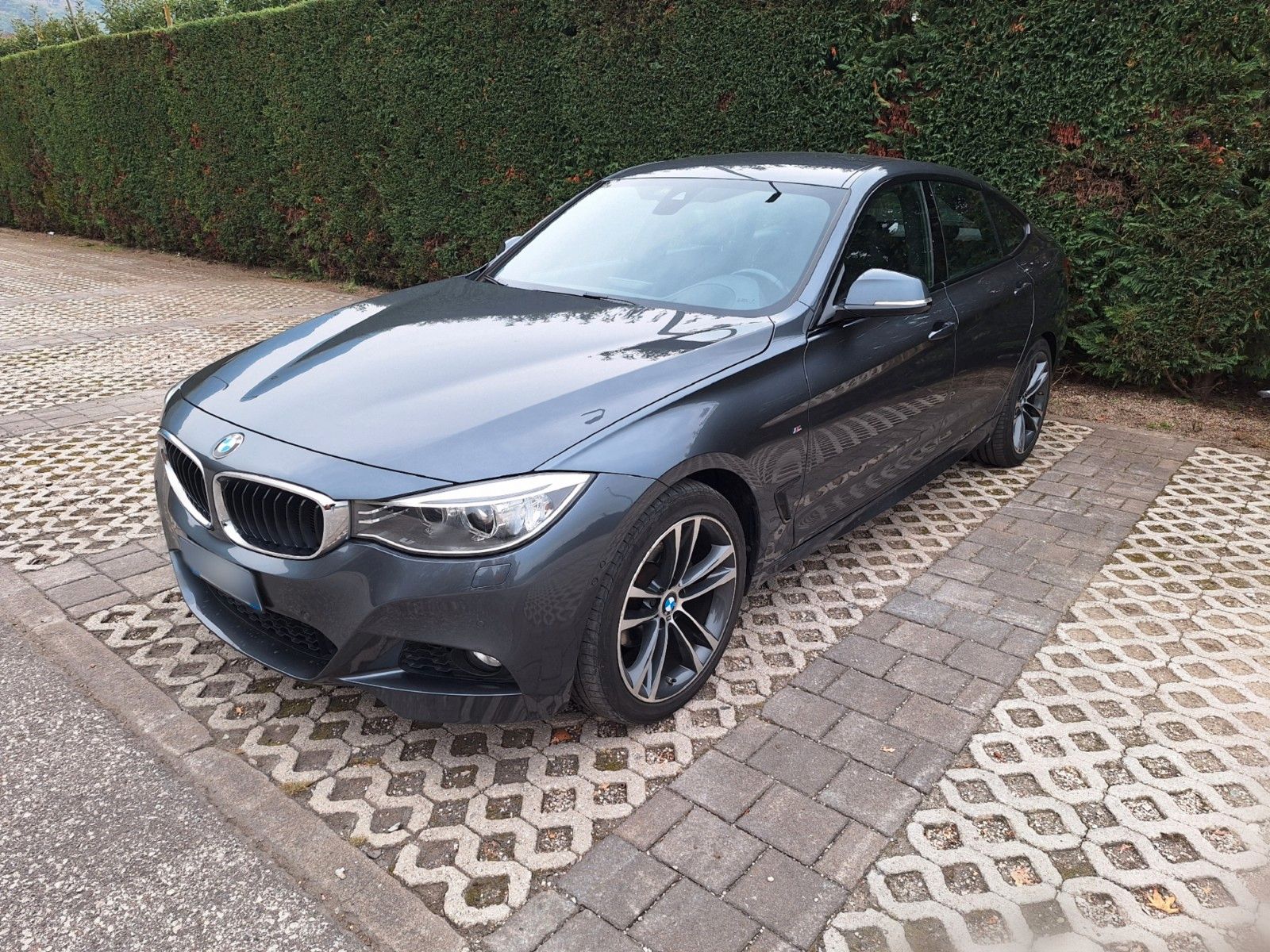 BMW 320d Gran Turismo xDrive M Sport
