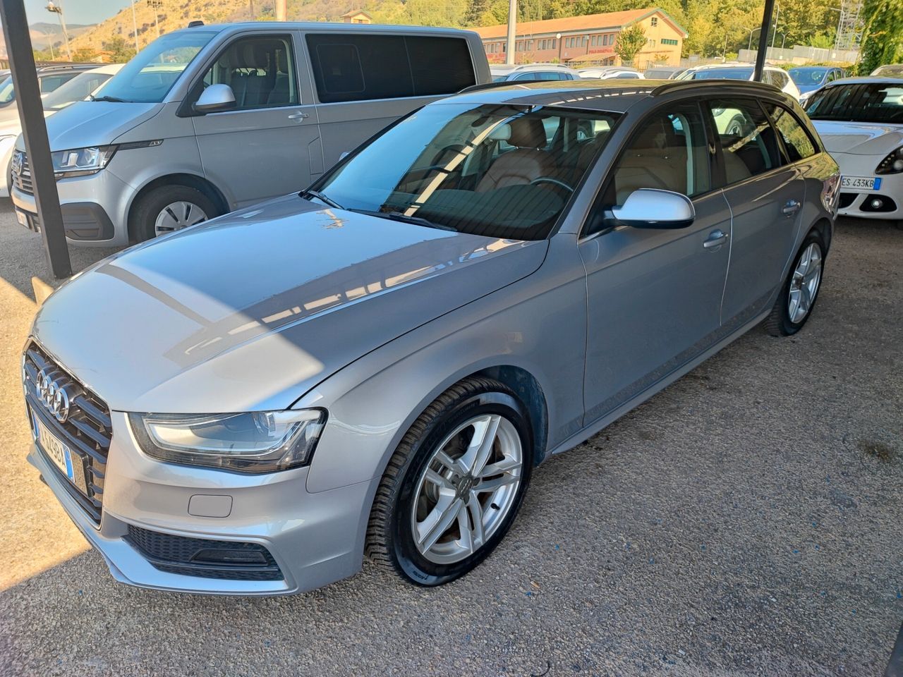 Audi A4 - 1