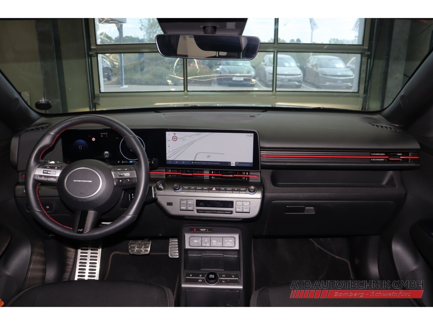 Fahrzeugabbildung Hyundai KONA Elektro N Line 65,4 kWh 2WD 218PS 98,6% SOH