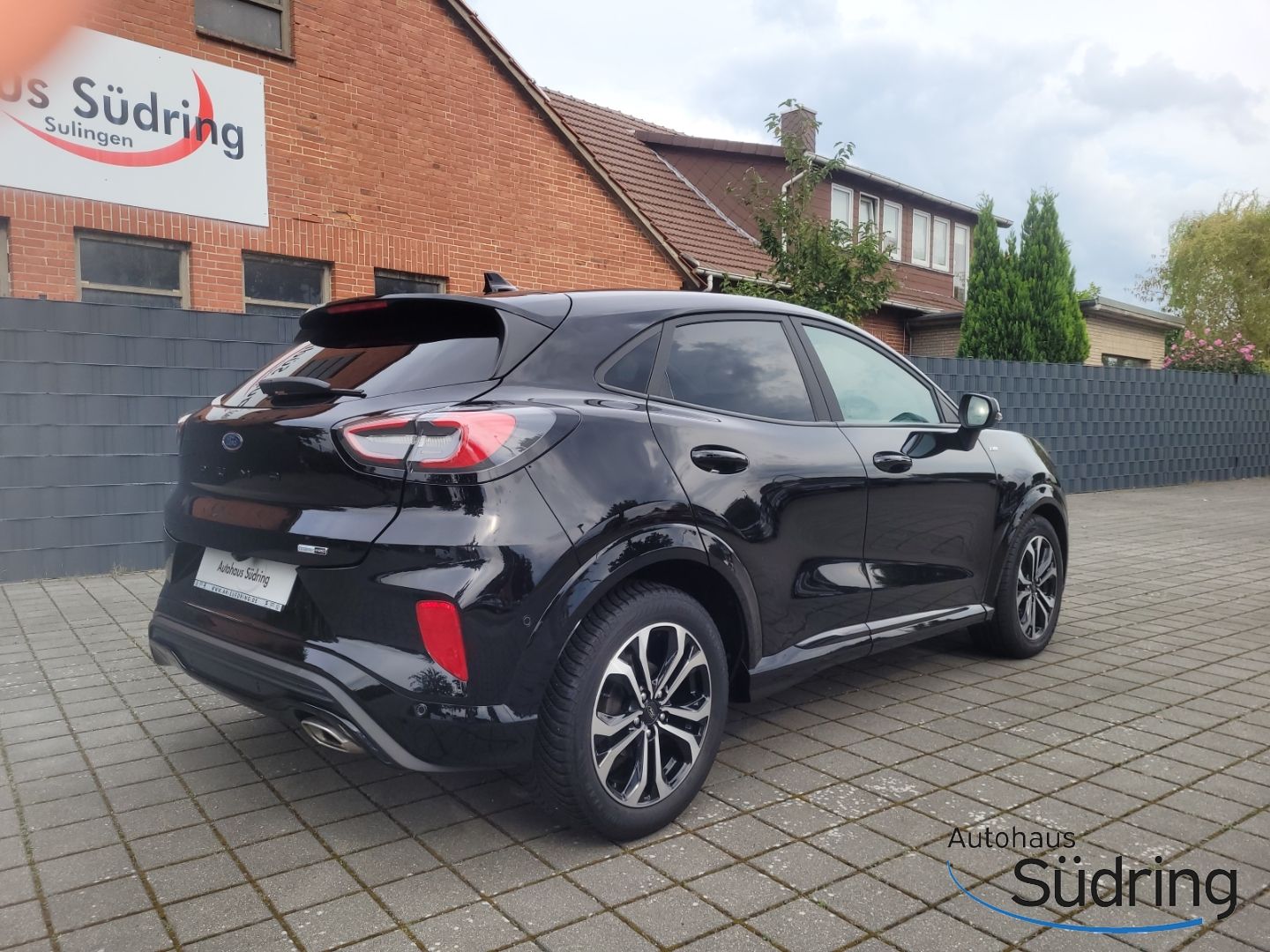 Puma EcoBoost Mild Hybrid ST-Line AHK Navi B&O