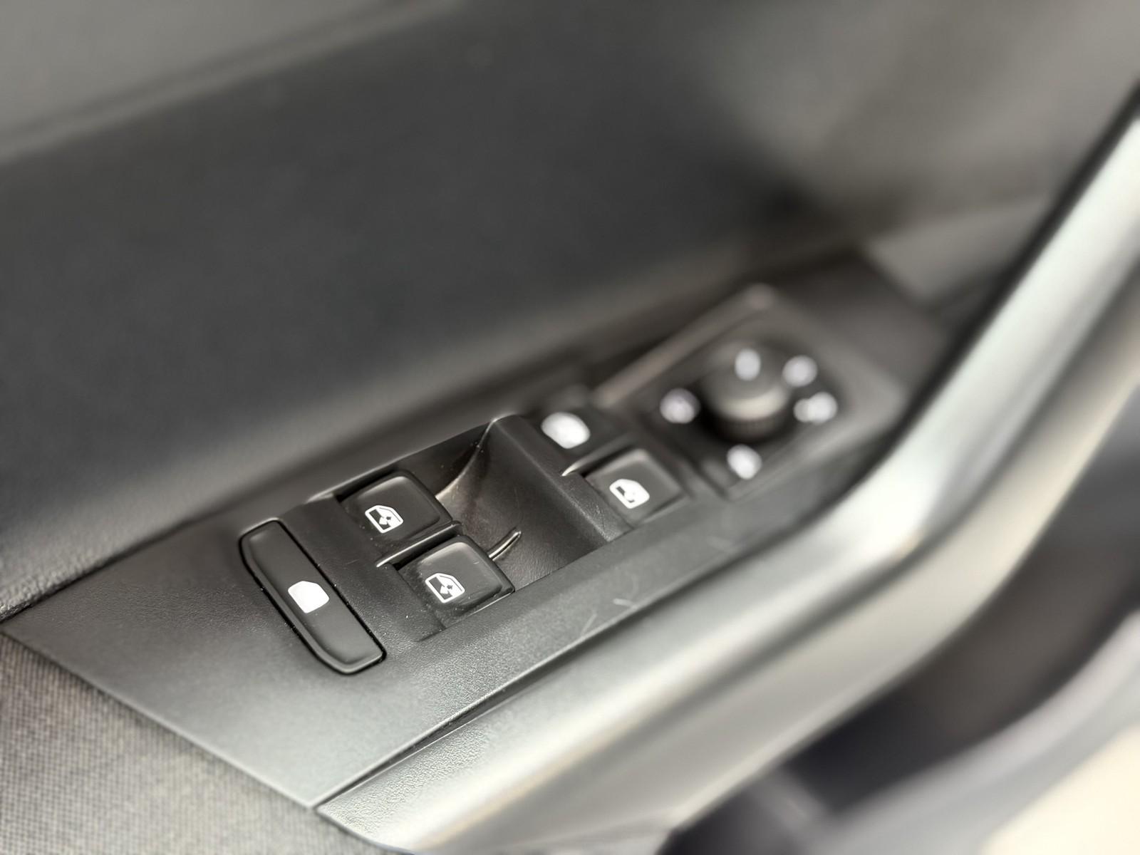 Volkswagen Taigo Life DSG AHK CARPLAY KAMERA DIG.TACHO, миниатюра 27