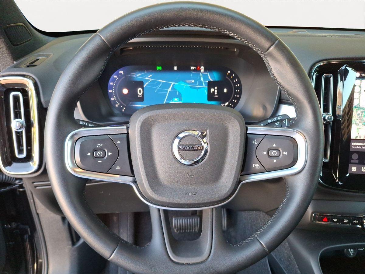 Volvo XC40 Black Edition Plus, B3 360°Kamera Harman/Ka