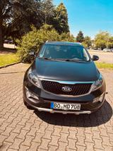 Kia Sportage 2.0 CRDi AWD 184 Platinum Edition A... - Kia Sportage: Privatanbieter
