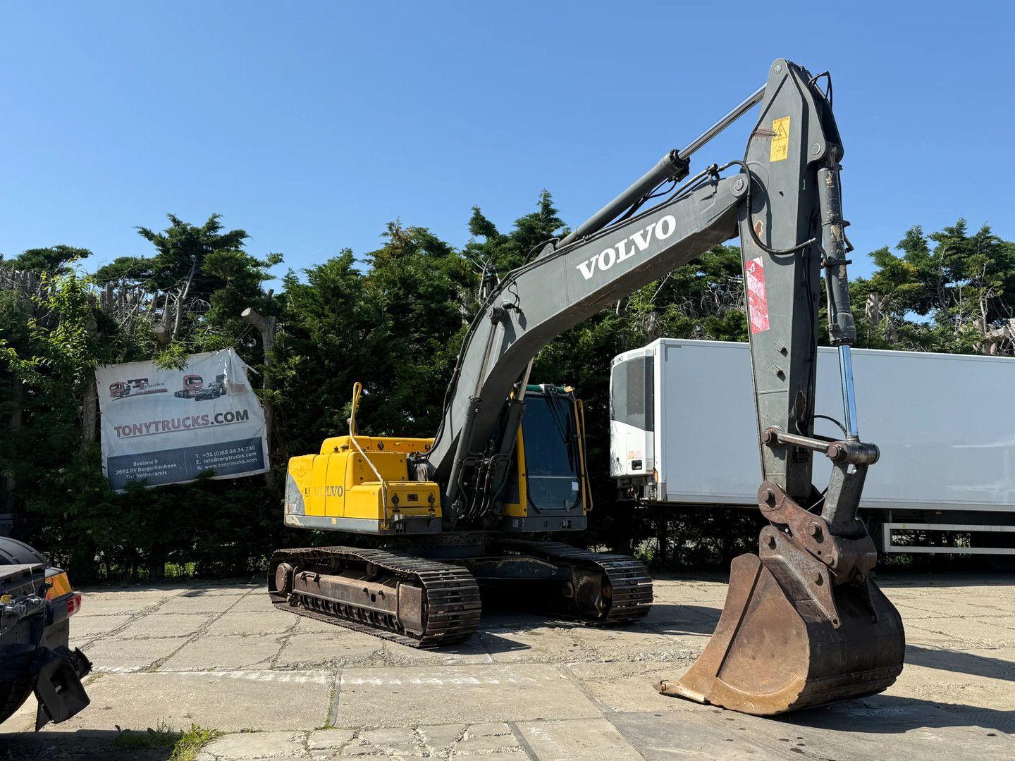 Volvo EC 210BL Excavator Quick Coupler