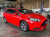Ford Focus 2,0 EB ST Leder-Sport-Paket Turnier *1HAND - Ford Focus: St2