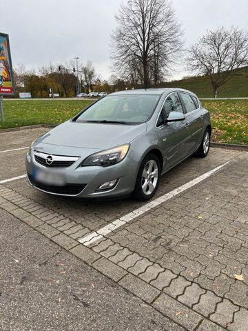 Opel Astra j 1.7