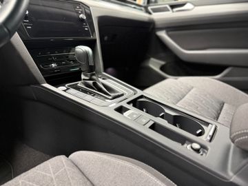 Volkswagen Passat BusinessR.Kamera1.HdCarPlaySHZ V+H