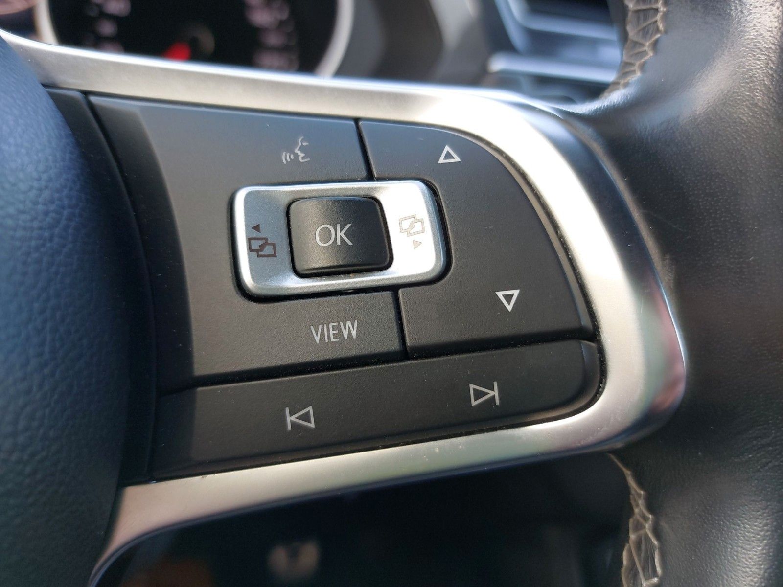 Volkswagen Tiguan Highline BMT/Start-Stopp 4Motion – Bild 21