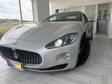 Maserati GranTurismo 4.2V8 405cv CARTIER FERRARI - graue Maserati Granturismo