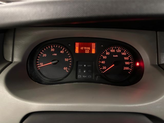 Renault Trafic Combi L1H1 2,7t  verglast*9- Sitzer*AHK*