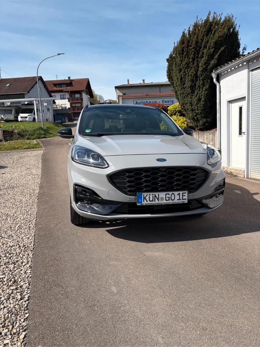 Ford Kuga Plug-In Hybrid Graphite Tech Edition "AHK"