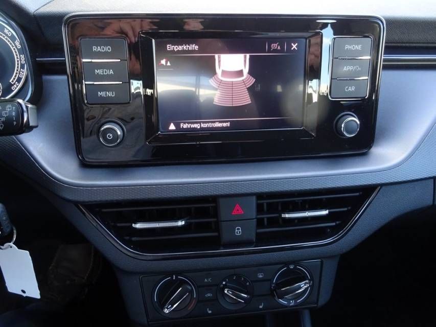 Fahrzeugabbildung SKODA Scala  1.0 TSI  Cool Plus