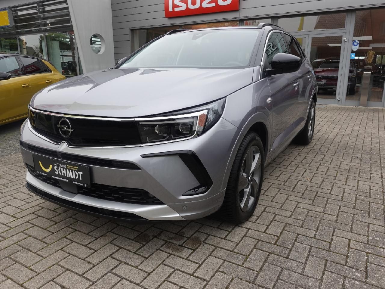 Fahrzeugabbildung Opel Grandland 1,2 Elegance Automatik