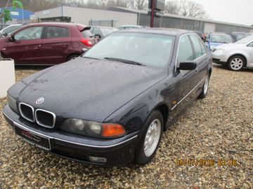 BMW 528 - 1