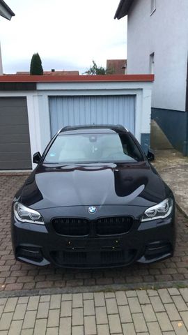 BMW F11 530d gepflegte Vollausstattung!