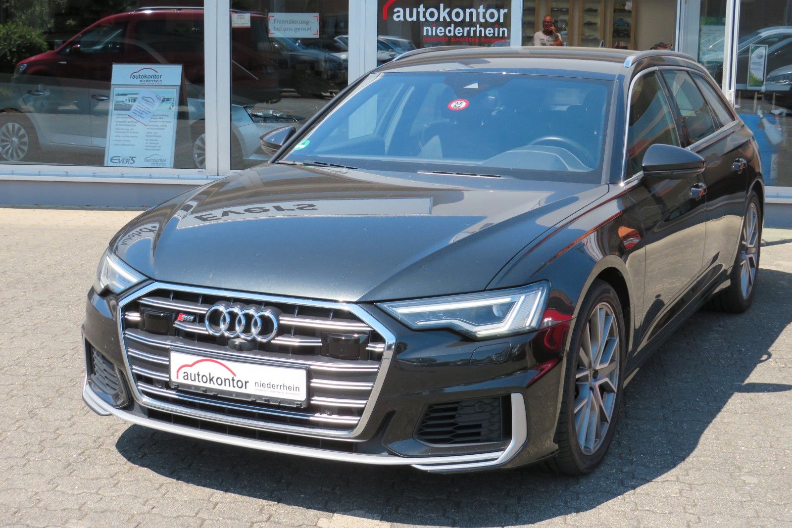 Fahrzeugabbildung Audi S6 Avant 3.0 TDI quattro