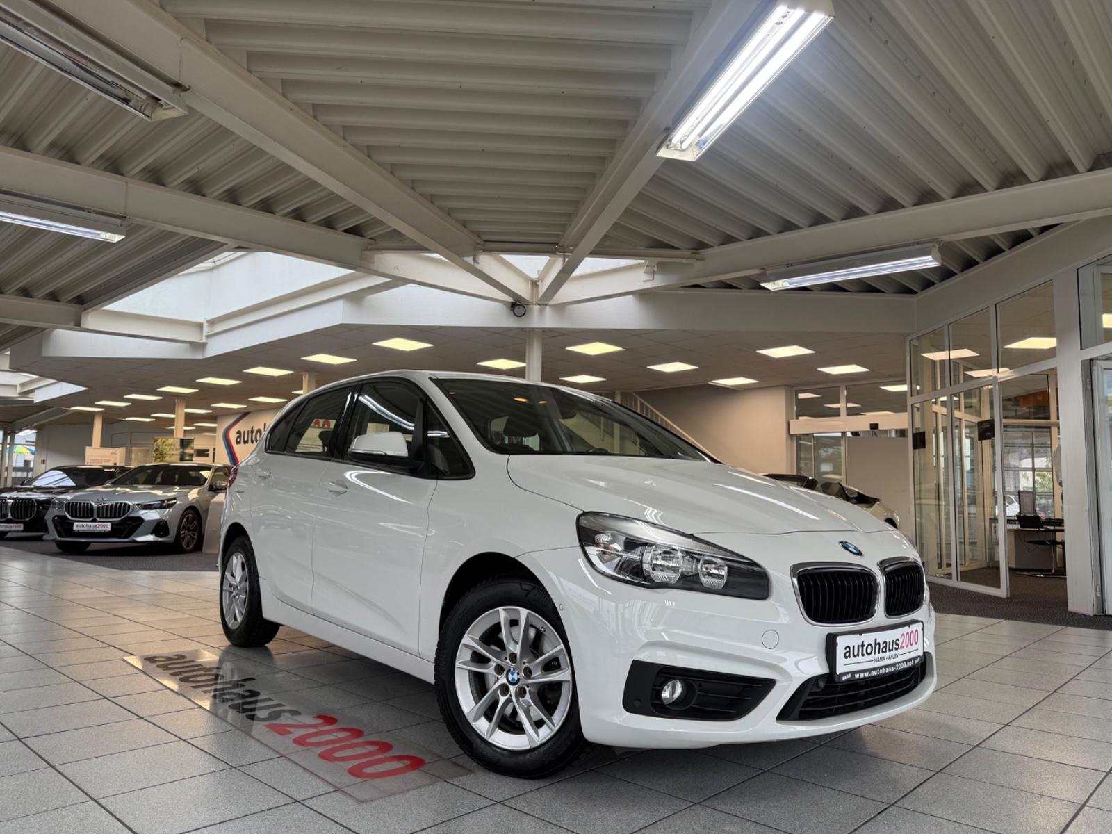 BMW 220i Active Tourer AUT./PDC V-H/BT/KLIMA/BT