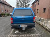 Toyota Hilux  Doppelkabine 2.5L Schaltgetriebe  - blaue Toyota Hilux