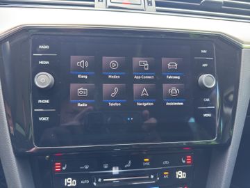 VW Passat Variant 2.0TDI Elegance DSG+Alcantara+LED, Bild 18